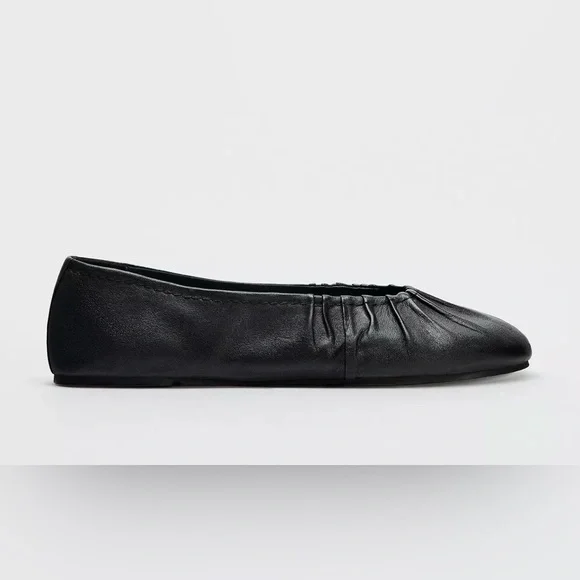 Zara Leather ballet flats in black size 10 - Picture 1 of 4